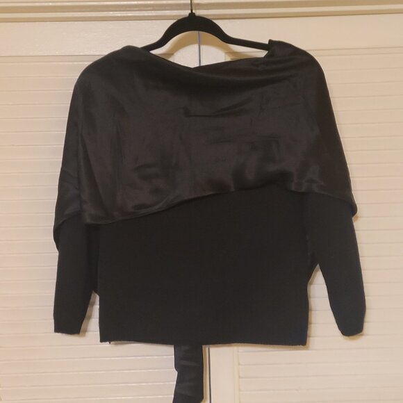 Nancy Von Riesen Cashmere Cape Sweater in Black. Same Day Shipping. - Picture 2 of 4